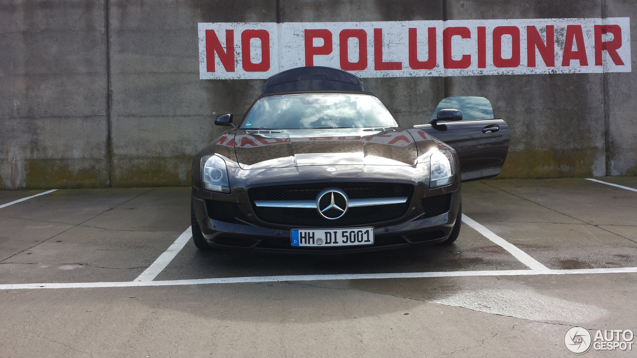 Mercedes-Benz SLS AMG Roadster