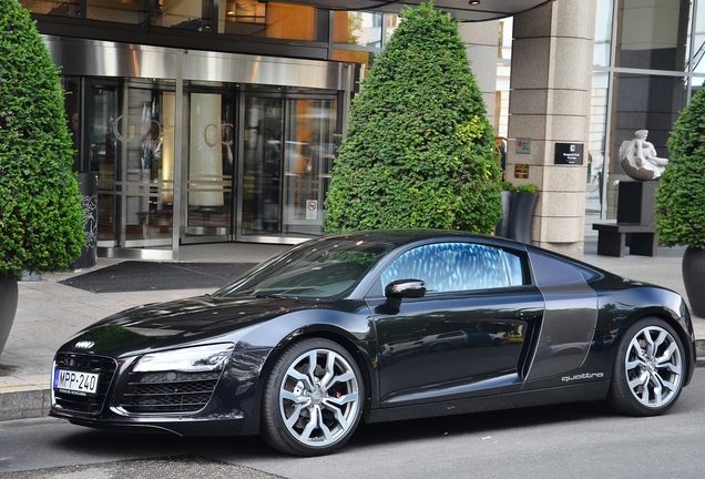 Audi R8 2013