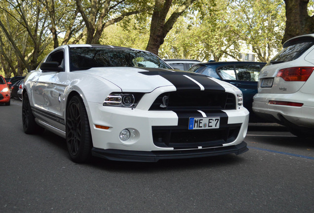 Ford Mustang Shelby GT500 2013