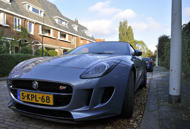 Jaguar F-TYPE S Convertible