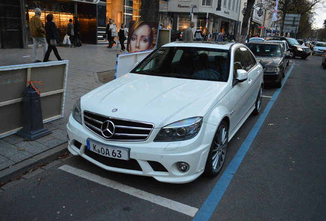 Mercedes-Benz C 63 AMG W204