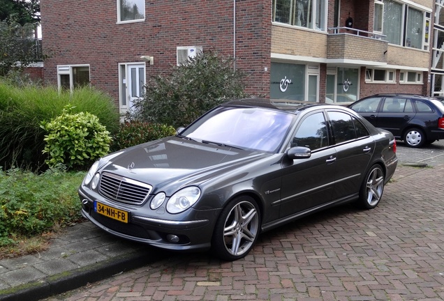 Mercedes-Benz E 55 AMG