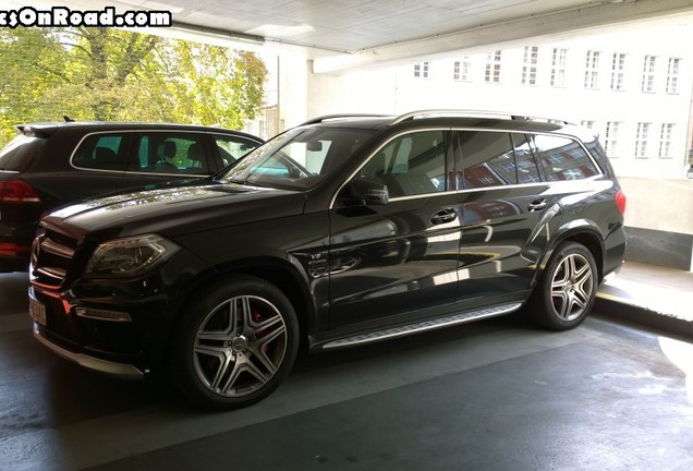 Mercedes-Benz GL 63 AMG X166