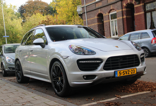 Porsche 958 Cayenne GTS