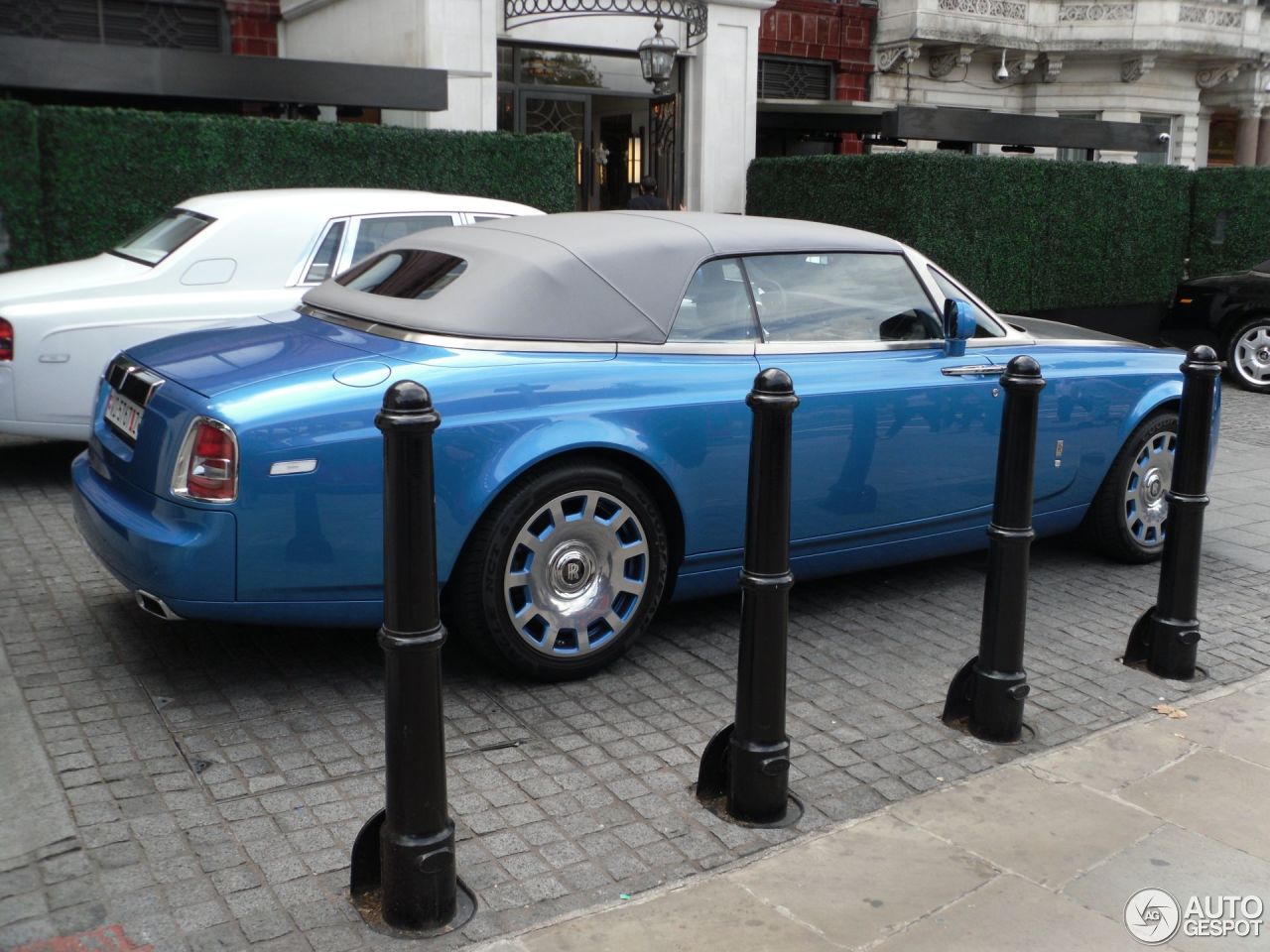 Rolls-Royce Phantom Drophead Coupé Series II Waterspeed Collection