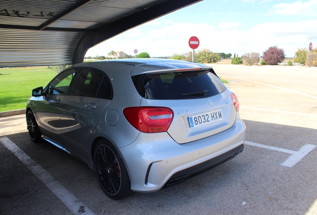 Mercedes-Benz A 45 AMG