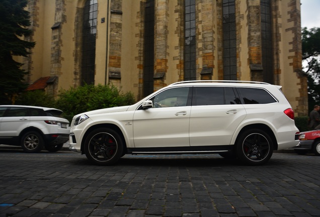 Mercedes-Benz GL 63 AMG X166