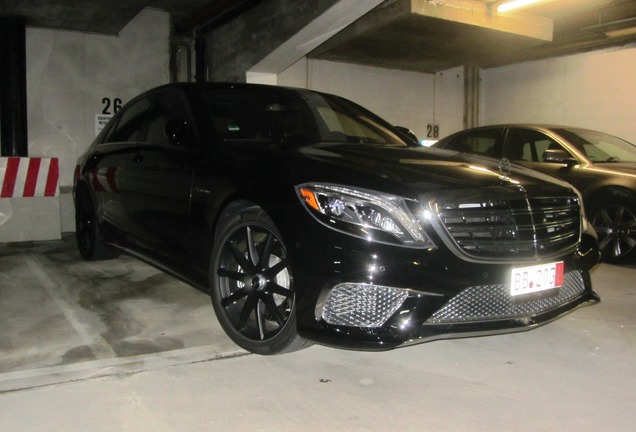 Mercedes-Benz S 65 AMG V222