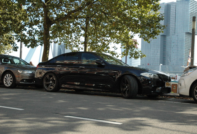 BMW M5 F10 2011