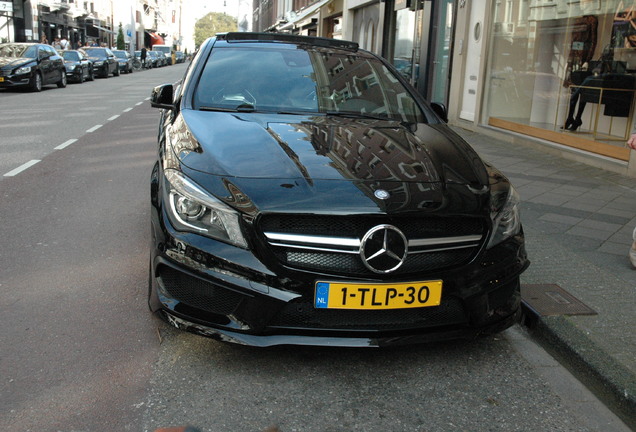 Mercedes-Benz CLA 45 AMG C117