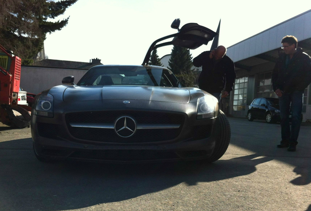 Mercedes-Benz SLS AMG