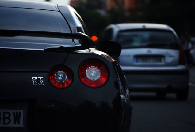 Nissan GT-R