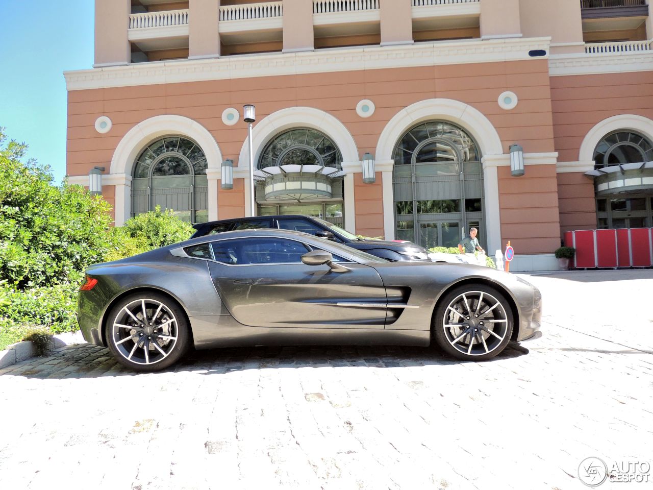 Aston Martin One-77