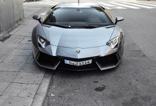 Lamborghini Aventador LP700-4 Roadster