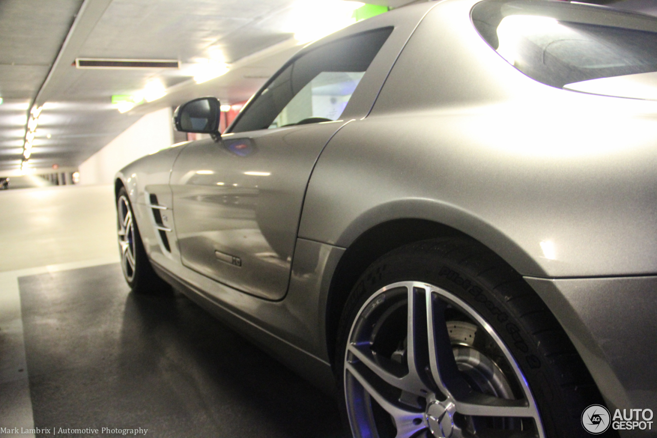 Mercedes-Benz SLS AMG - 17 October 2014 - Autogespot