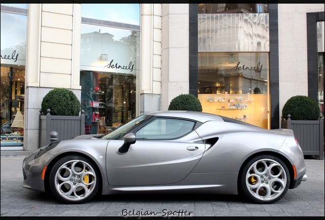 Alfa Romeo 4C Coupé