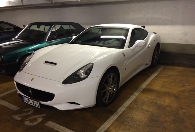 Ferrari California