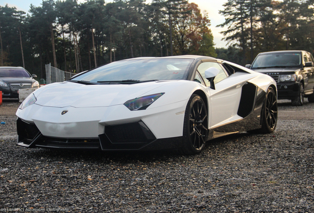 Lamborghini Aventador LP700-4 Roadster