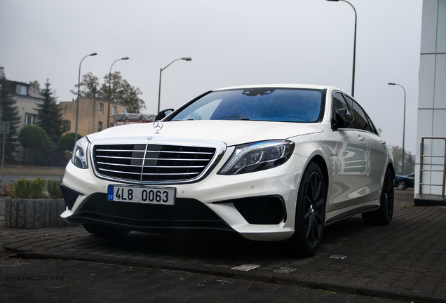 Mercedes-Benz S 63 AMG V222