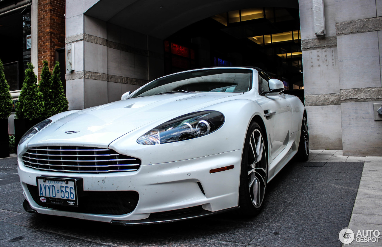 Aston Martin DBS Volante