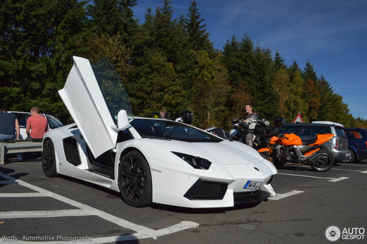 Lamborghini Aventador LP700-4