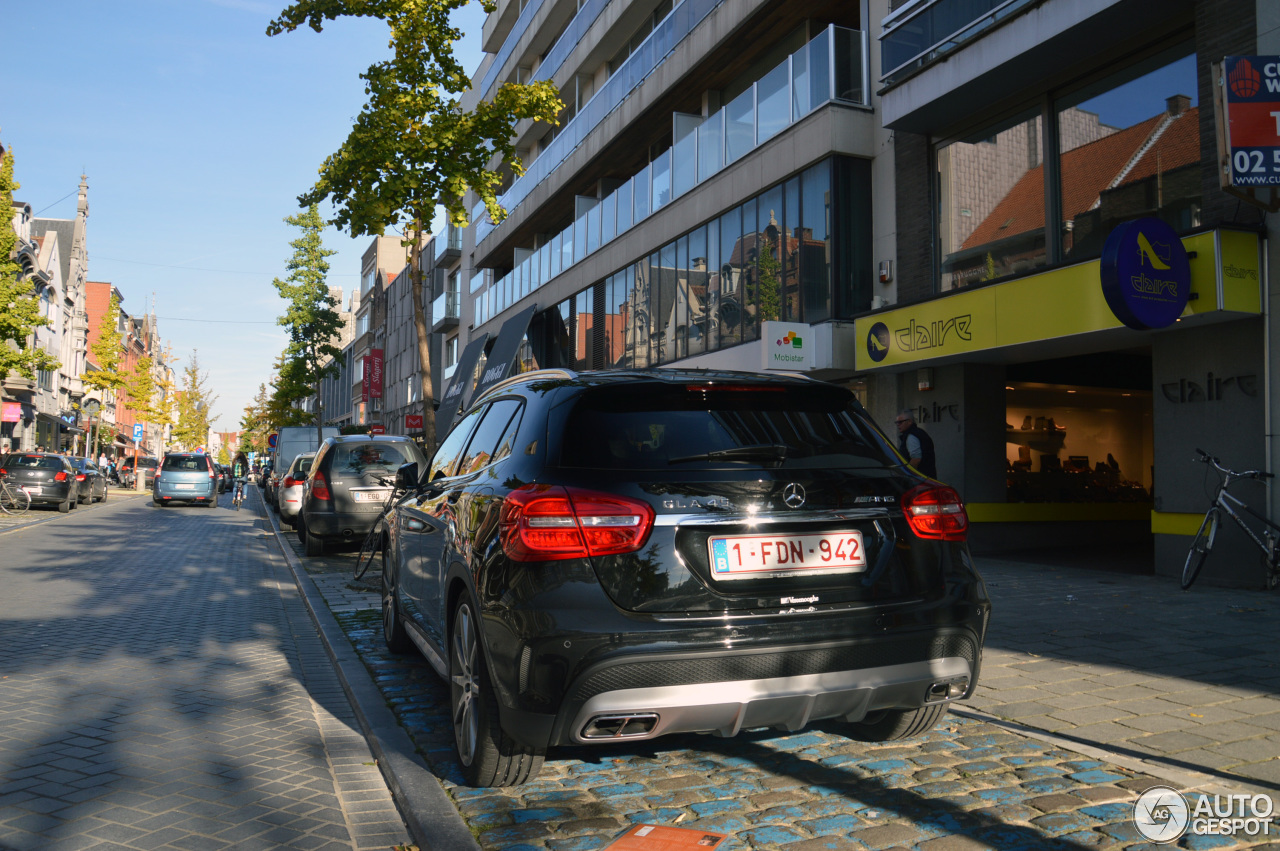 Mercedes-Benz GLA 45 AMG X156