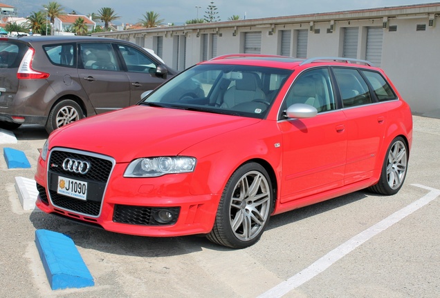 Audi RS4 Avant B7