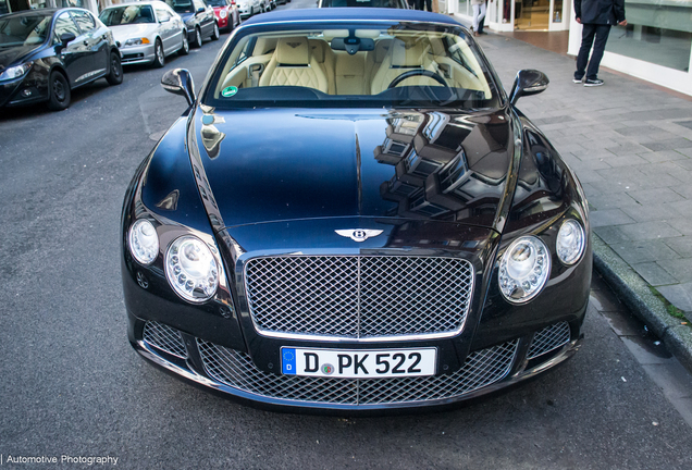 Bentley Continental GTC 2012