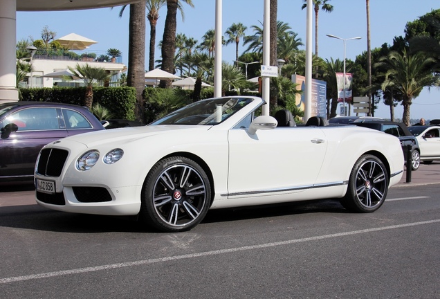 Bentley Continental GTC V8