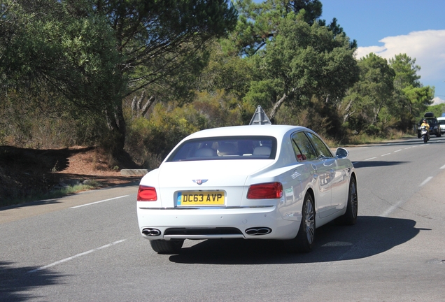 Bentley Flying Spur V8