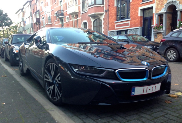 BMW i8