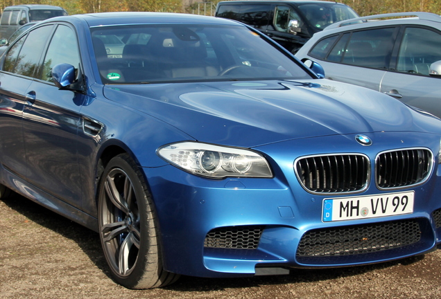 BMW M5 F10 2011