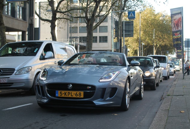 Jaguar F-TYPE S Convertible