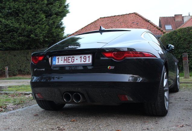 Jaguar F-TYPE S Coupé