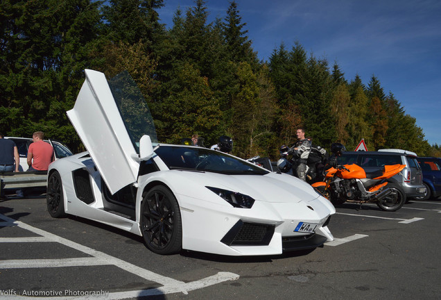 Lamborghini Aventador LP700-4