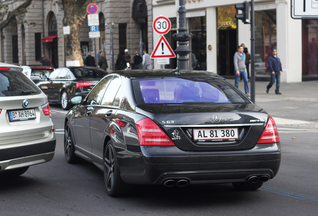 Mercedes-Benz S 63 AMG W221