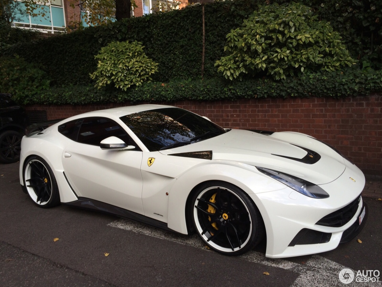 Ferrari Novitec Rosso F12 N-Largo