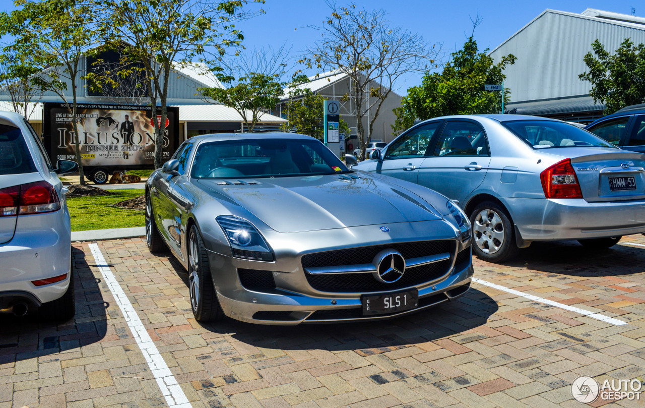 Mercedes-Benz SLS AMG