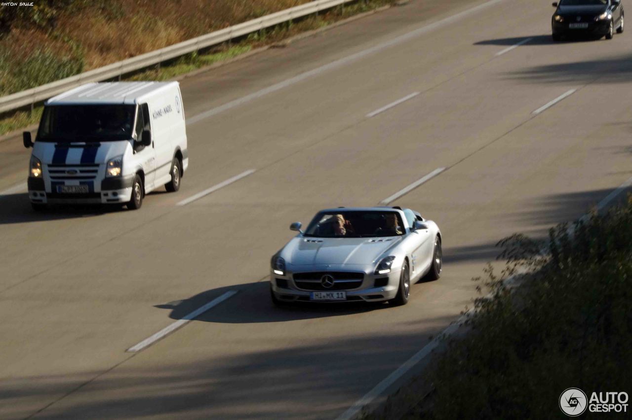 Mercedes-Benz SLS AMG Roadster