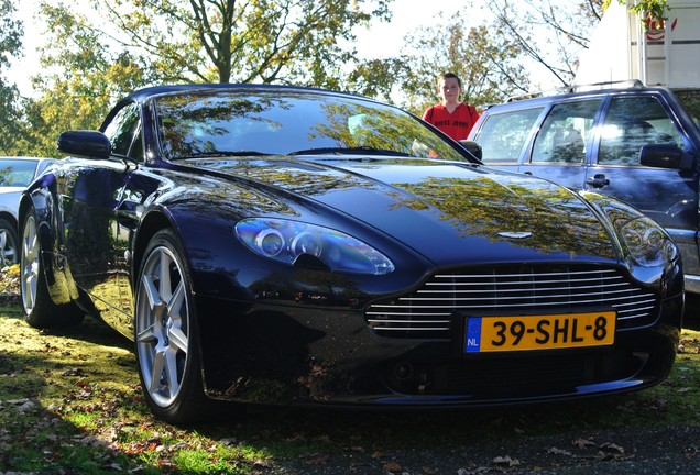 Aston Martin V8 Vantage Roadster