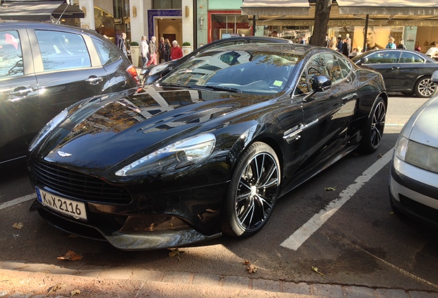 Aston Martin Vanquish 2013