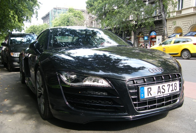 Audi R8 V10