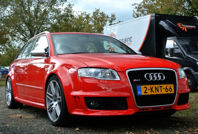 Audi RS4 Avant B7