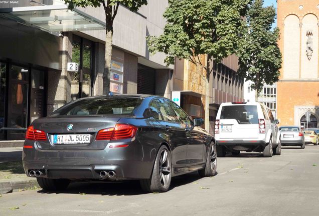 BMW M5 F10 2011