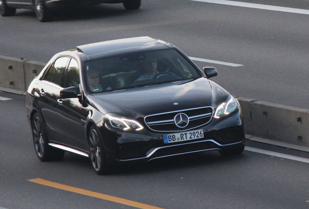 Mercedes-Benz E 63 AMG S W212