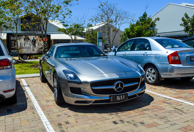 Mercedes-Benz SLS AMG