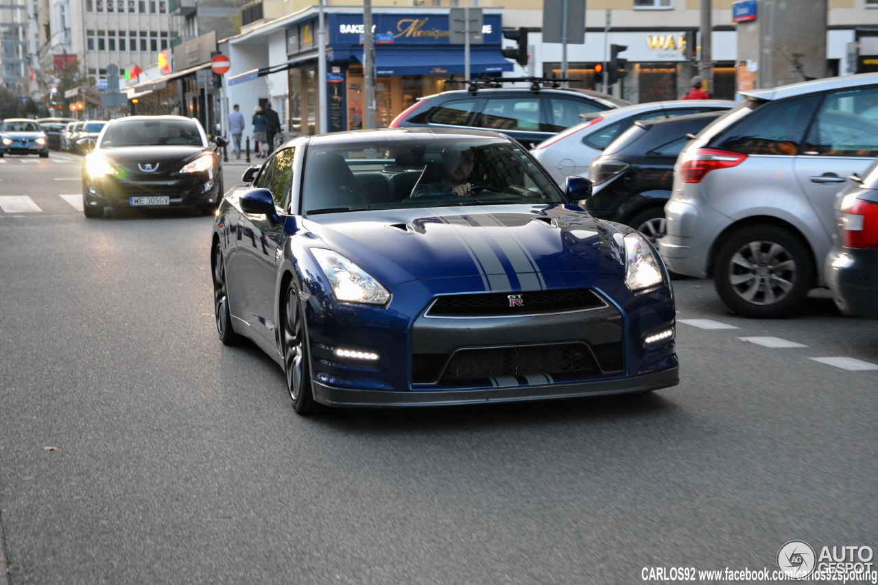 Nissan GT-R 2012