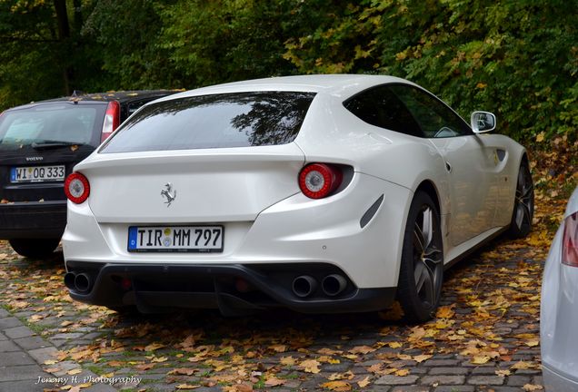 Ferrari FF