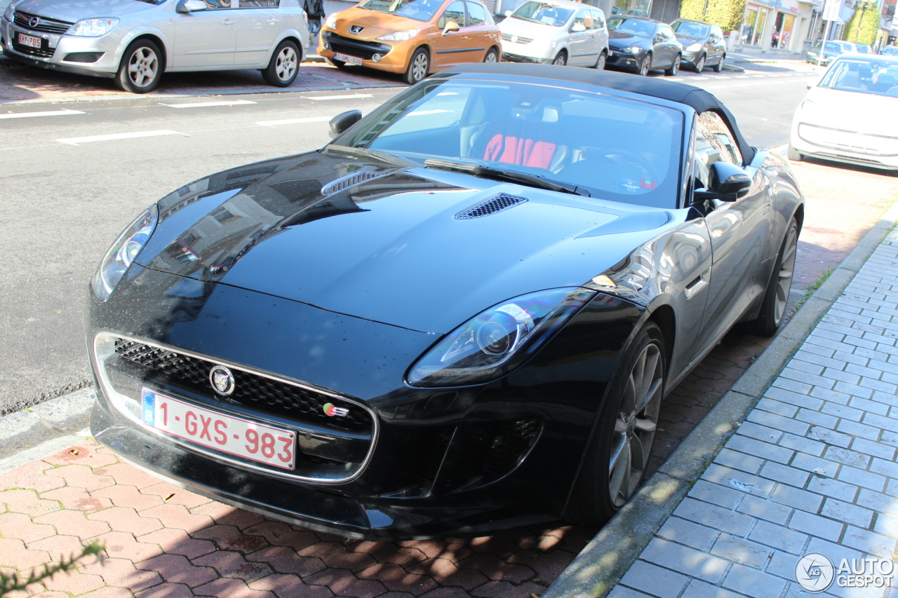 Jaguar F-TYPE S Convertible