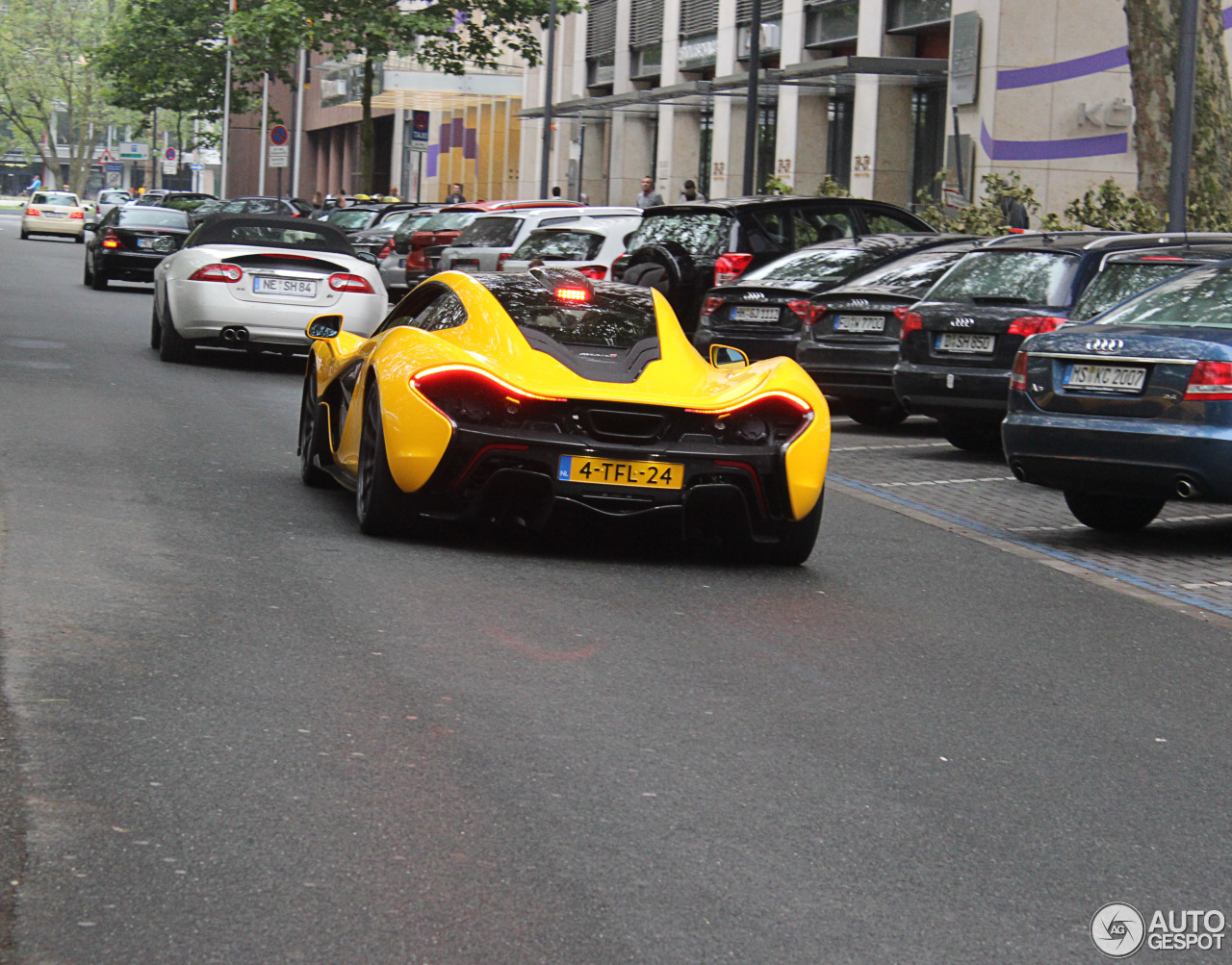 McLaren P1